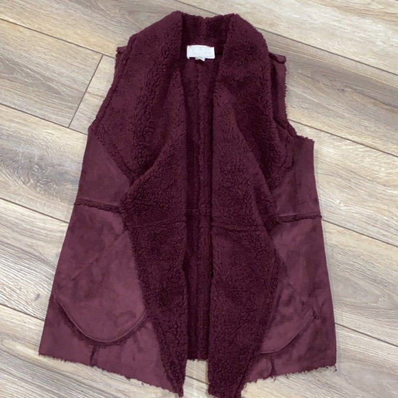 NWT CASLON Plum Burgundy Faux Shearling Suede Vest Size SMALL - Picture 6 of 13